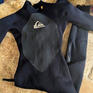 GENUINE QUIKSILVER SYNCRO HYPERSTRETCH 3:2 YOUTH SIZE 12